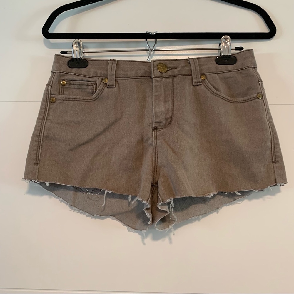 Celebrity Gold | Cut Off Shorts